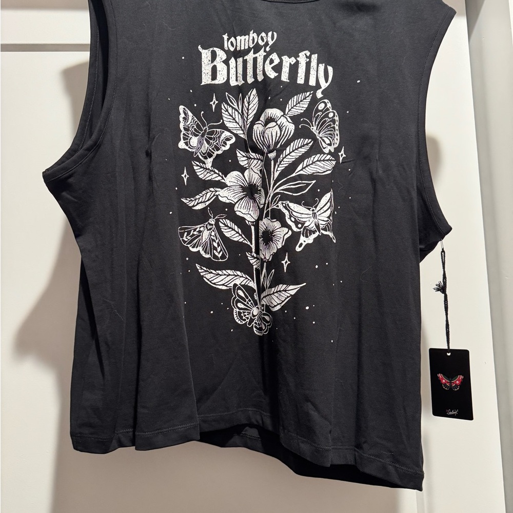 Nwt 4x tomboy butterfly tank top